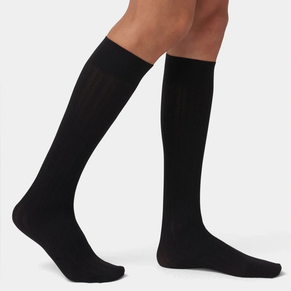 HUE CABLE KNIT RIB KNEE HIGH SOCKS BLACK OS NWT
